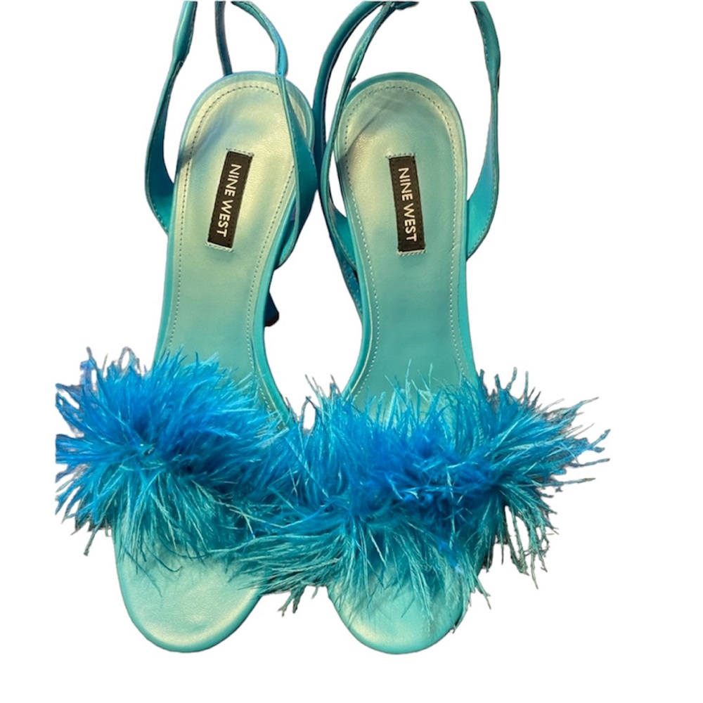 Nine West fluffy heels size (10)